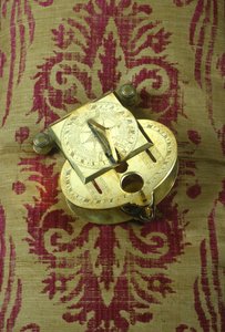 Reloj de sol analemático inclinado, c.1750
